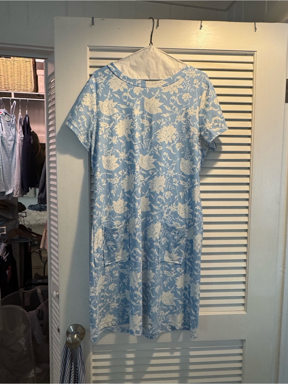 Smith and Quinn Floral Pocket Tee Dress - Size M